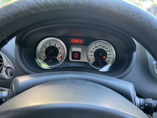 Renault Clio 2009-thumb-9