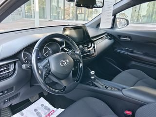 Toyota C-HR 2018 1.8 Hybrid Dynamic-thumb-7