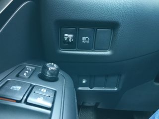 Toyota C-HR 2018 1.8 Hybrid Dynamic-thumb-16