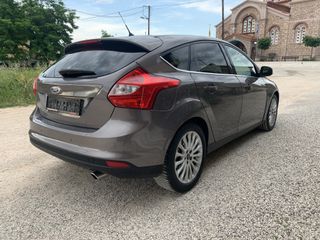 Ford Focus 2012-thumb-2