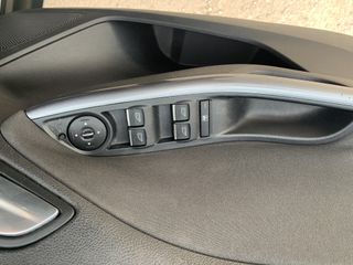 Ford Focus 2012-thumb-12