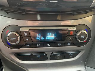 Ford Focus 2012-thumb-13