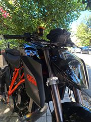 KTM 1290 Super Duke R 2016
