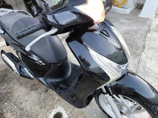 Honda SH 150i 2013 ABS/start & stop-thumb-1
