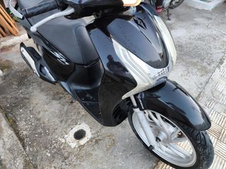 Honda SH 150i 2013 ABS/start & stop-thumb-2