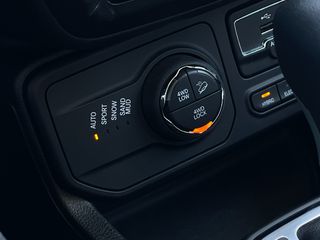 Jeep Renegade 2023 LIMITED 4X4-thumb-21