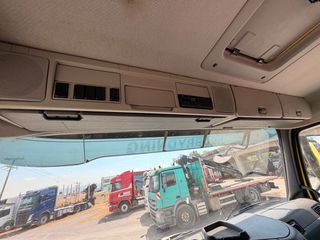 Φορτηγό Με Αλλαζόμενη Καρότσα Volvo 2007 FM480 E5-thumb-10