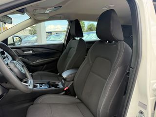 Nissan Qashqai 2022 1.3 HYBRID-thumb-16