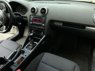 Audi A3 2012-thumb-8