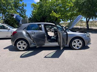 Mercedes-Benz A 180 2017 URBAN-thumb-13