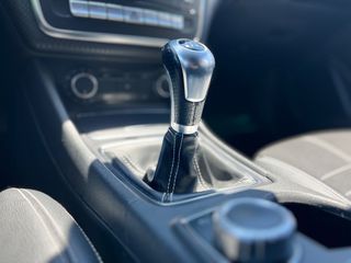 Mercedes-Benz A 180 2017 URBAN-thumb-18