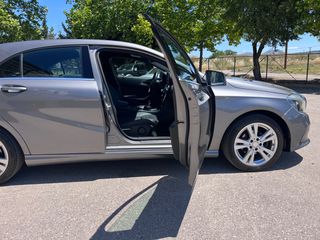 Mercedes-Benz A 180 2017 URBAN-thumb-20
