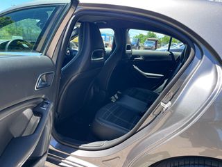 Mercedes-Benz A 180 2017 URBAN-thumb-23