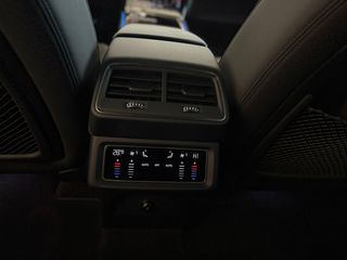 Audi Q8 e-tron 2024 55 e-tron Sportback-thumb-27