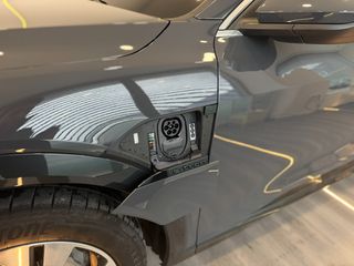 Audi Q8 e-tron 2024 55 e-tron Sportback-thumb-6