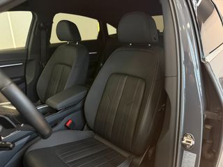 Audi Q8 e-tron 2024 55 e-tron Sportback-thumb-12