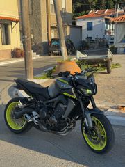 Yamaha MT-09 2018-thumb-4