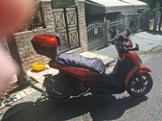 Piaggio Beverly 300i 2022 HPE-thumb-2