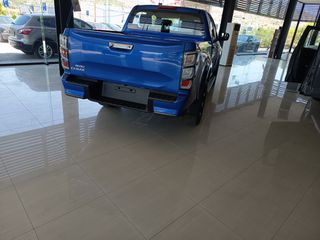 Isuzu D-Max 2026 GRAVITY 4DOOR 2200 ΚΥΒΙΚΑ ΕΤΟΙΜΟΠΑΡΑΔΟΤΟ-thumb-4