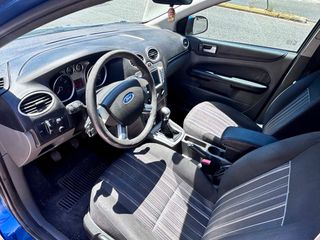 Ford Focus 2009-thumb-4