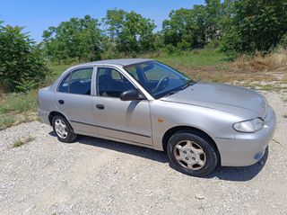 Hyundai Accent 1997-thumb-2