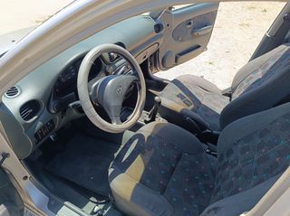 Hyundai Accent 1997-thumb-6