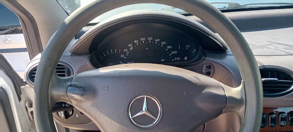Φλασέρ -Φλασιέρα Mercedes-Benz A 160 '02 Προσφορά 30 Ευρώ .
