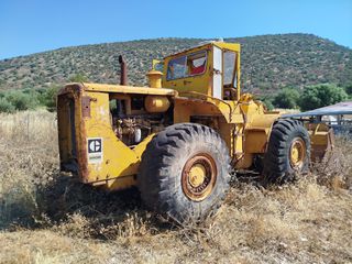 Φορτωτής Με Λάστιχα CAT 1990 980 Α