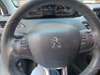 Peugeot 208 2018 1.2 PURETECH 82 ACTIVE EURO6-thumb-8