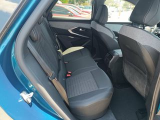 Peugeot 3008 2024 Hybrid 145 e-DCS6 Allure-thumb-15
