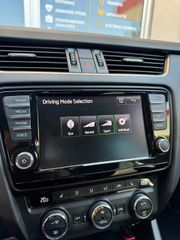 Skoda Octavia 2016 ''RS'' 2.0 TDI ''DSG'' XDS '' FULL EXTRA KEYLESS-thumb-37