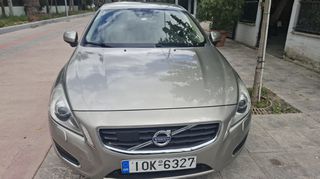 Volvo V60 2012 D5204T3