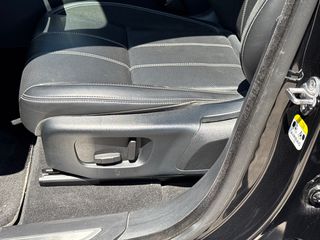Land Rover Range Rover Velar 2020 R-DYNAMIC-thumb-47
