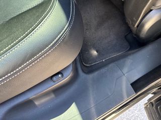 Land Rover Range Rover Velar 2020 R-DYNAMIC-thumb-28