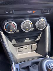 Mazda 2 2019 SKYACTIV-thumb-23