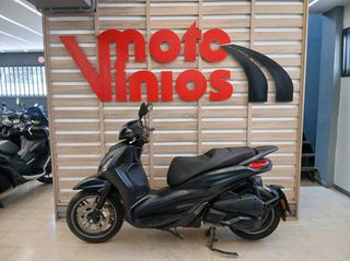 Piaggio Beverly 300i 2023-thumb-12