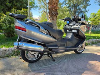 Suzuki Burgman 650 2011 EXECUTIVE-thumb-1