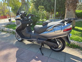 Suzuki Burgman 650 2011 EXECUTIVE-thumb-9