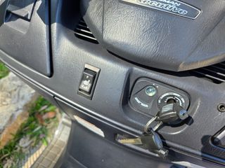 Suzuki Burgman 650 2011 EXECUTIVE-thumb-15