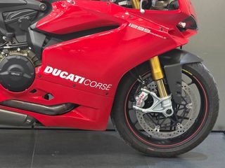 Ducati 1299 Panigale 2016-thumb-6