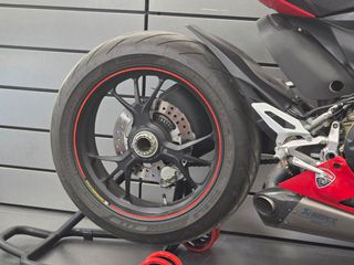 Ducati 1299 Panigale 2016-thumb-8