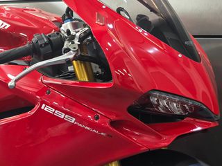 Ducati 1299 Panigale 2016-thumb-13