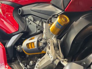 Ducati 1299 Panigale 2016-thumb-24