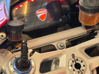 Ducati 1299 Panigale 2016-thumb-25