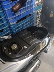 Honda SH 300i 2014-thumb-5