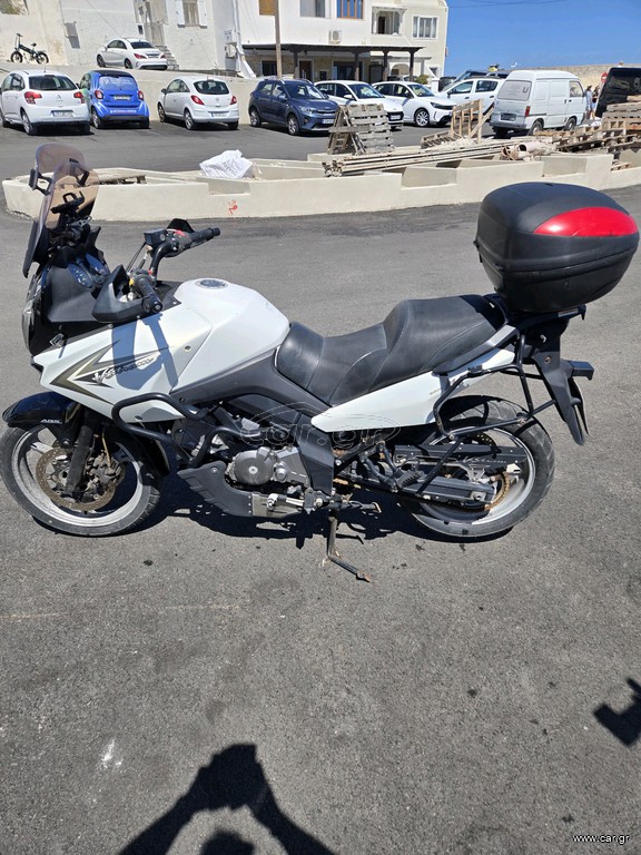 Suzuki V-Strom 650 2012