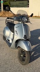 Vespa GTS Super Tech 300 2021