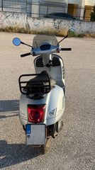 Vespa GTS Super Tech 300 2021-thumb-5