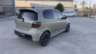 Toyota Yaris 2003-thumb-4