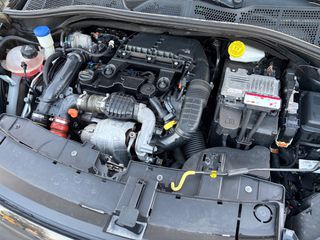Citroen C4 Cactus 2016-thumb-45